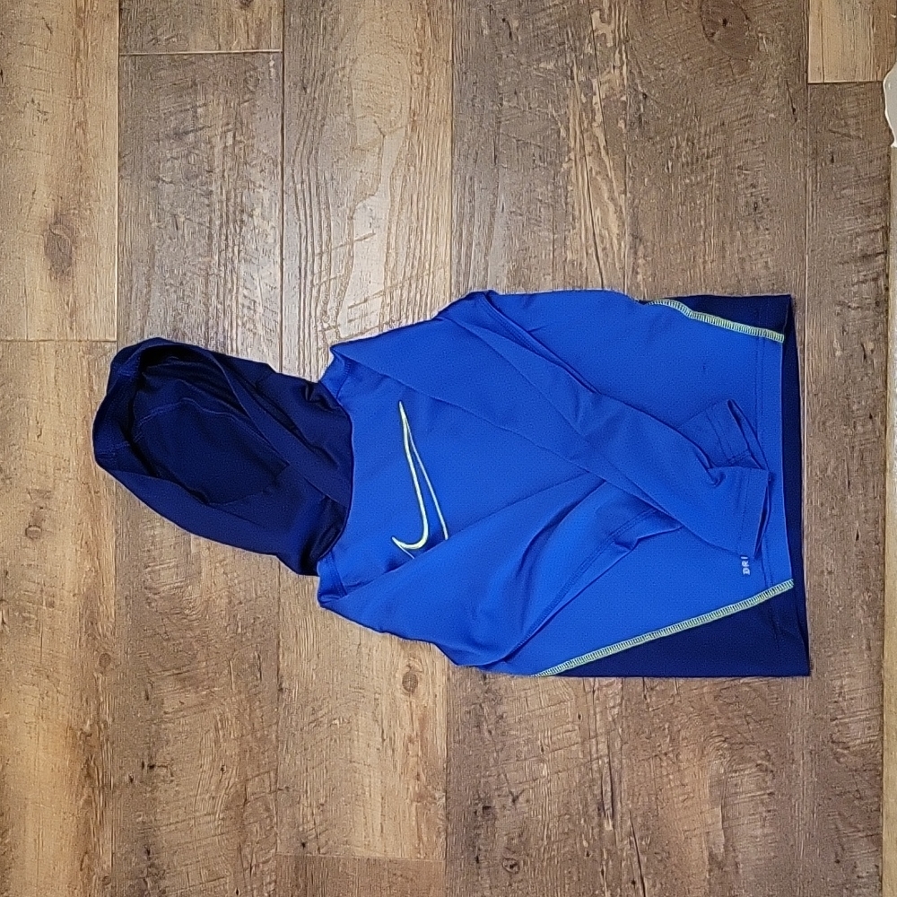 Boys Nike shirt